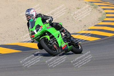 media/Oct-09-2022-SoCal Trackdays (Sun) [[95640aeeb6]]/Turns 9 and 10 (1050am)/